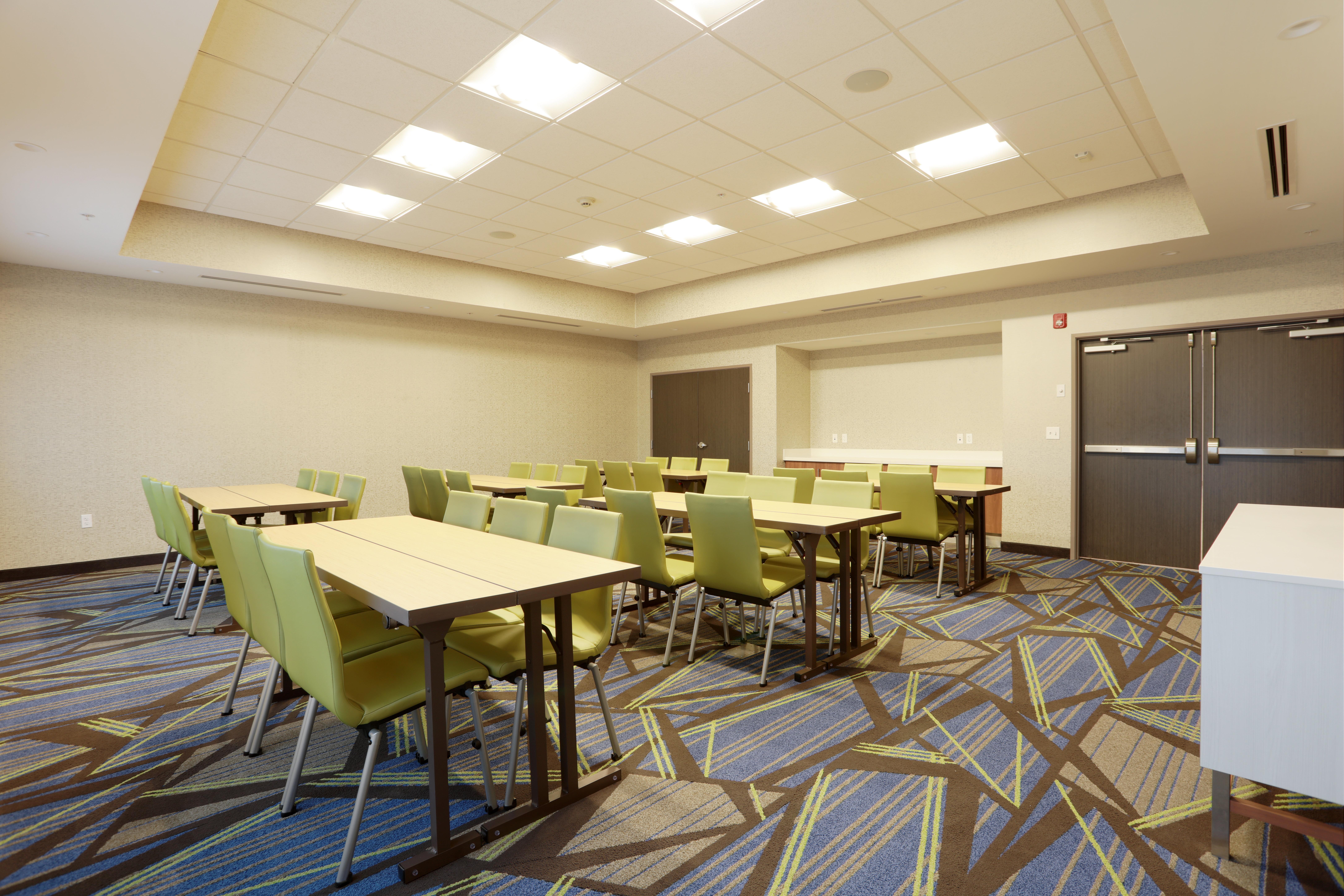 Holiday Inn Express Oneonta By Ihg Binghamton Exterior photo