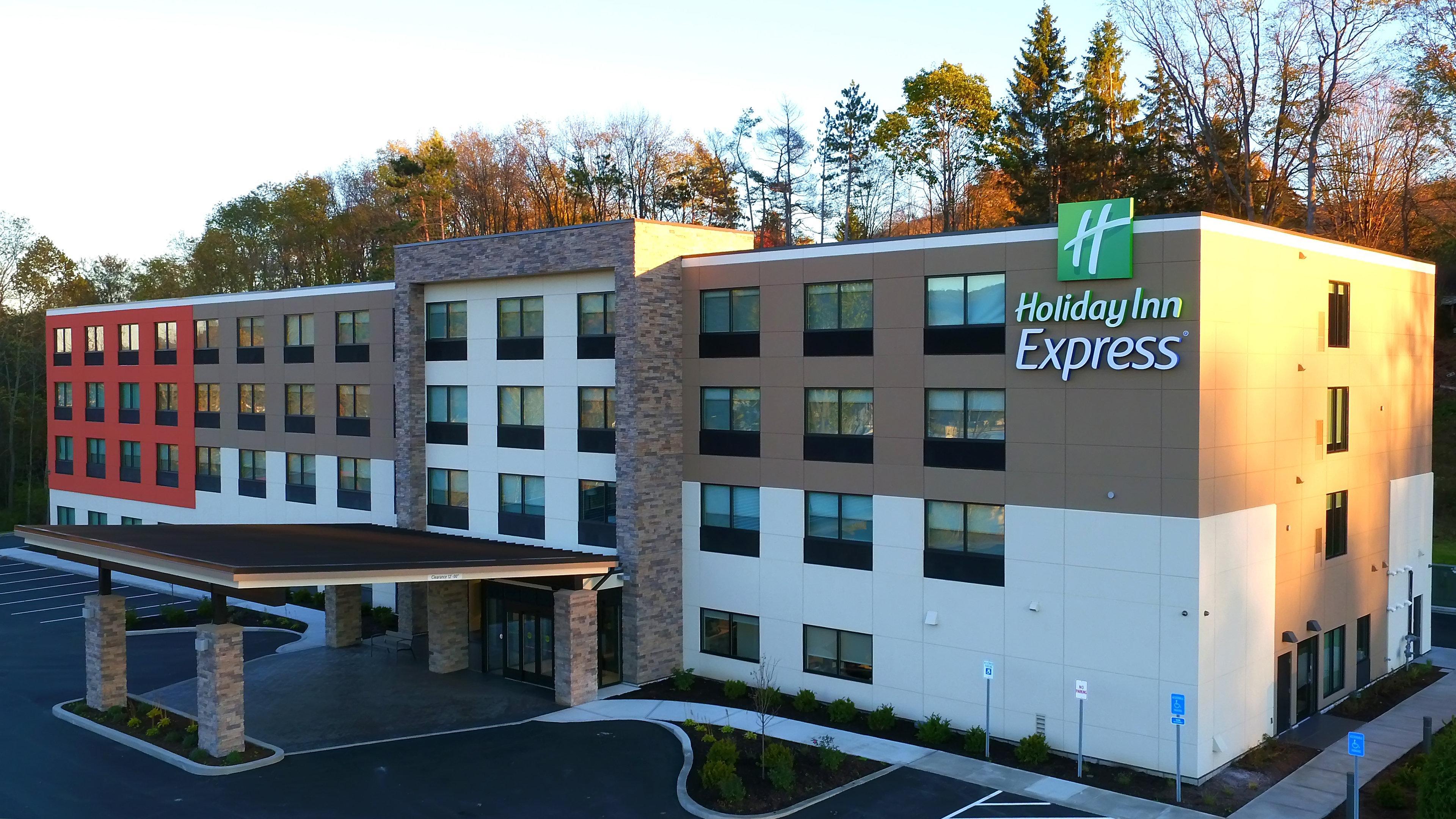 Holiday Inn Express Oneonta By Ihg Binghamton Exterior photo