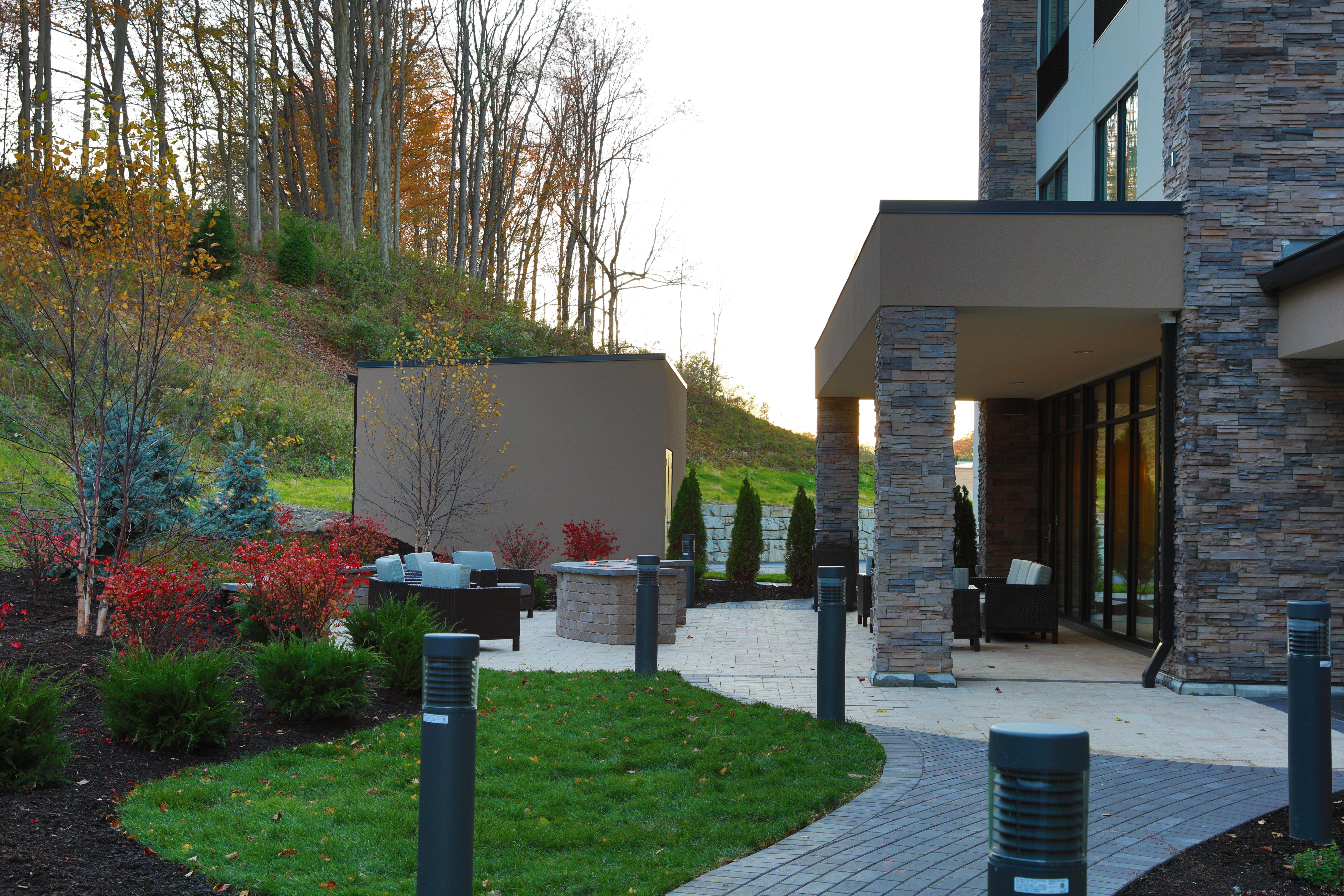 Holiday Inn Express Oneonta By Ihg Binghamton Exterior photo